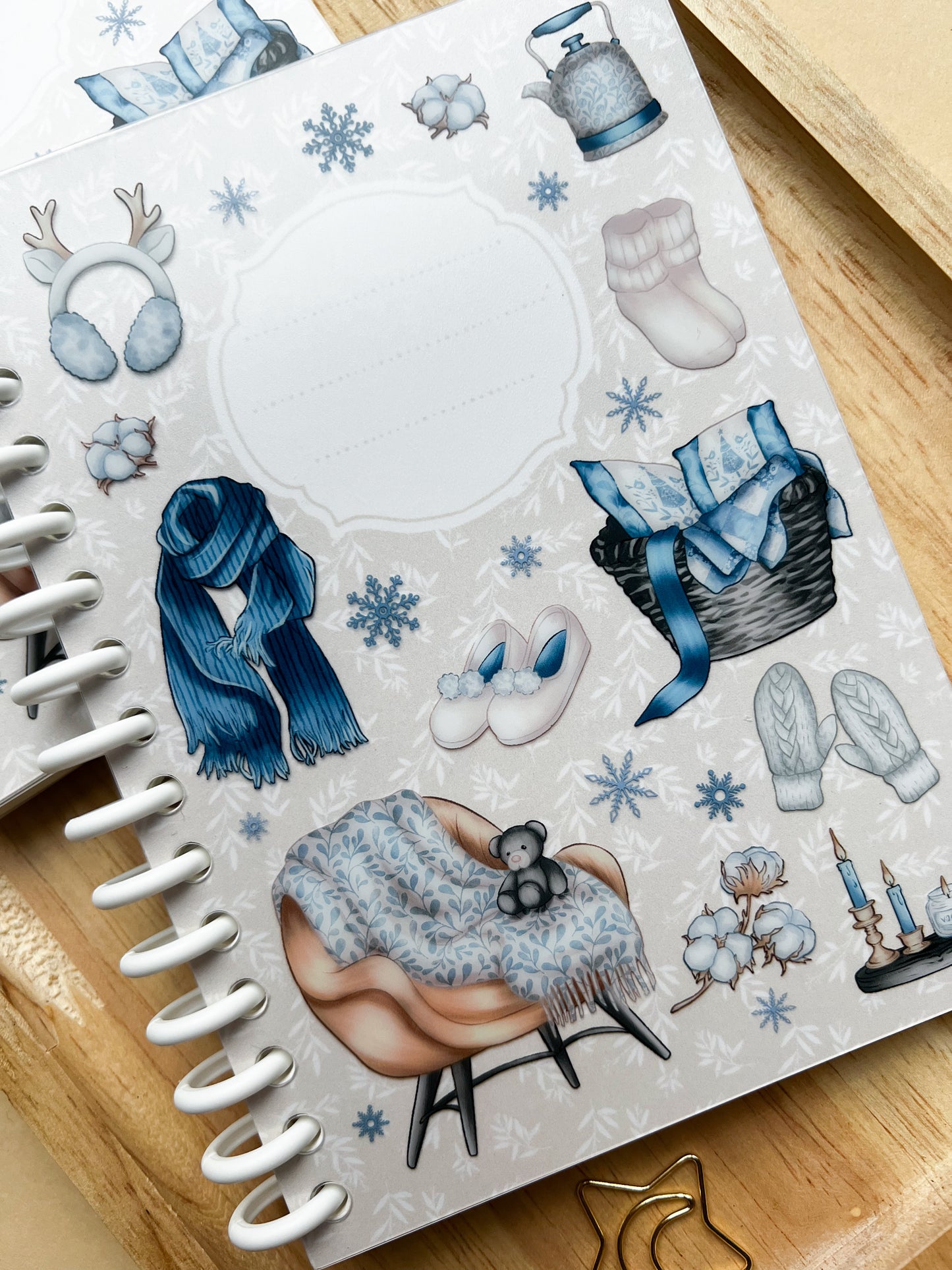 “Hygge winter” smart ring binder notebook